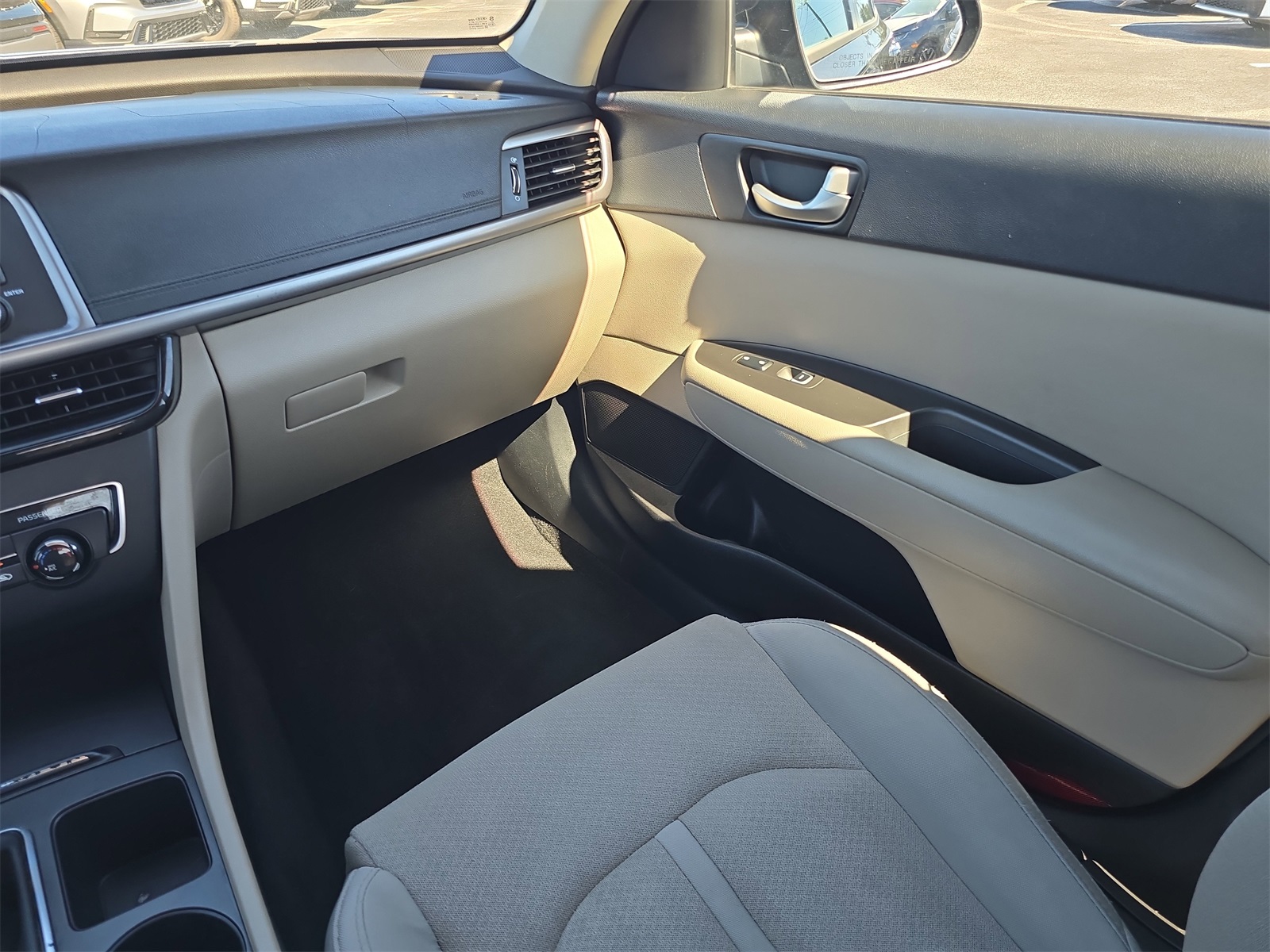 2017 Kia Optima LX Image 13 of 25