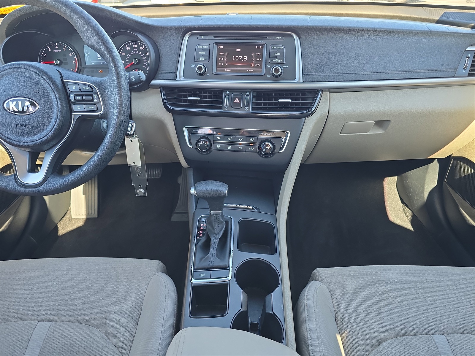 2017 Kia Optima LX Image 12 of 25