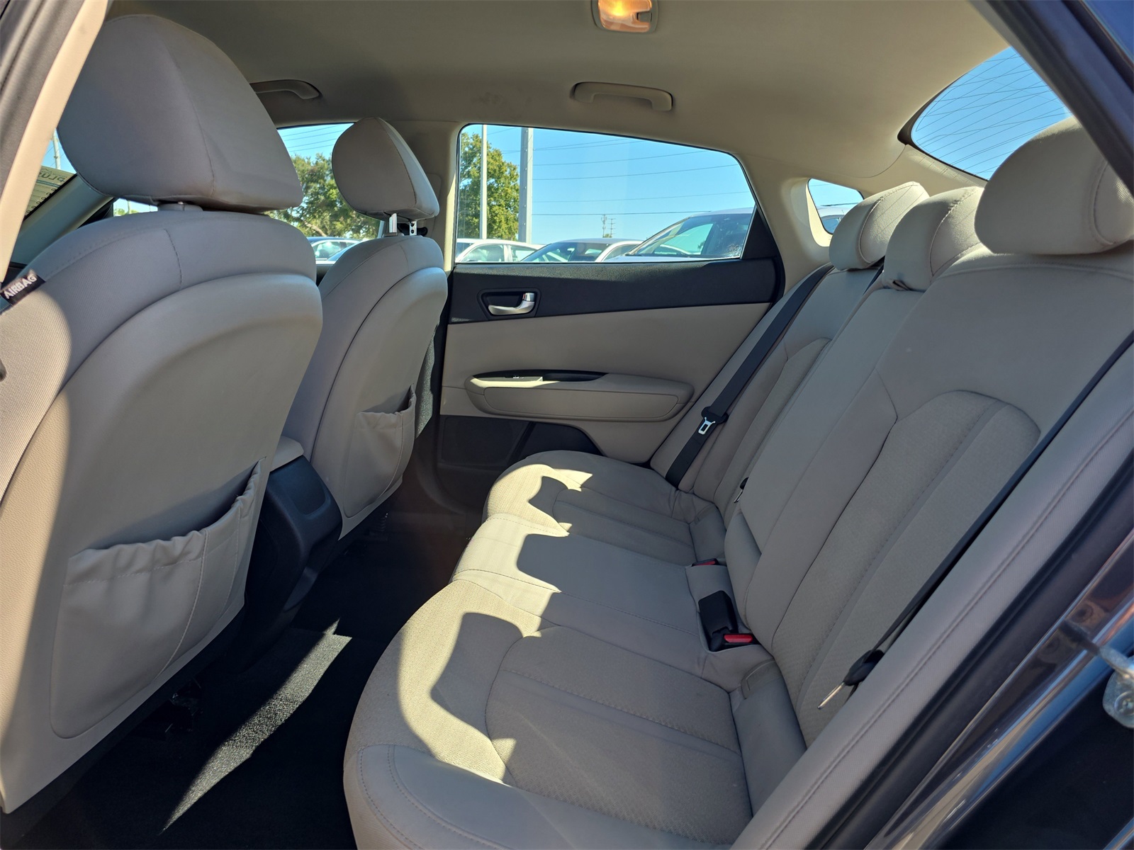 2017 Kia Optima LX Image 9 of 25