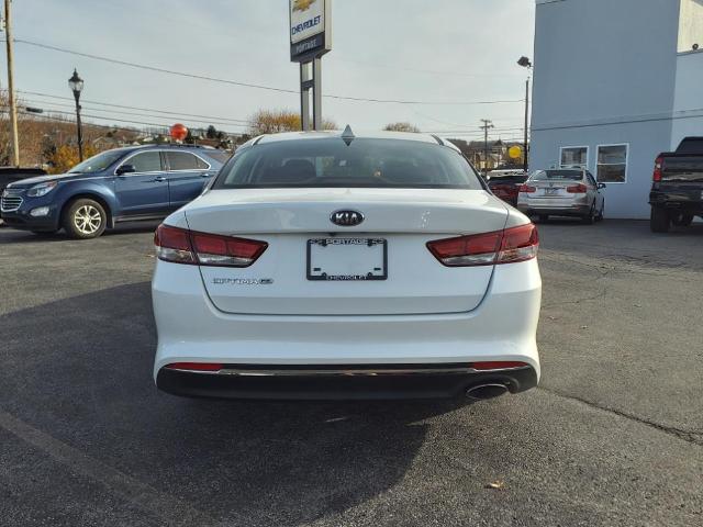 Vehicle image 4 of 23