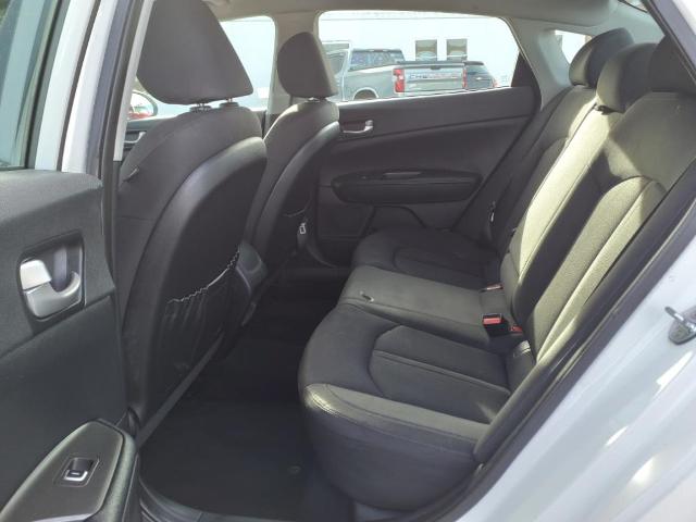 Vehicle image 11 of 23