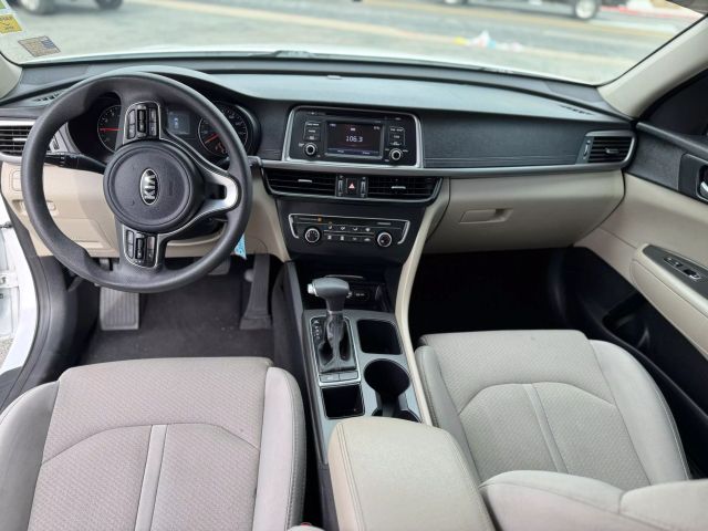 Vehicle image 12 of 16