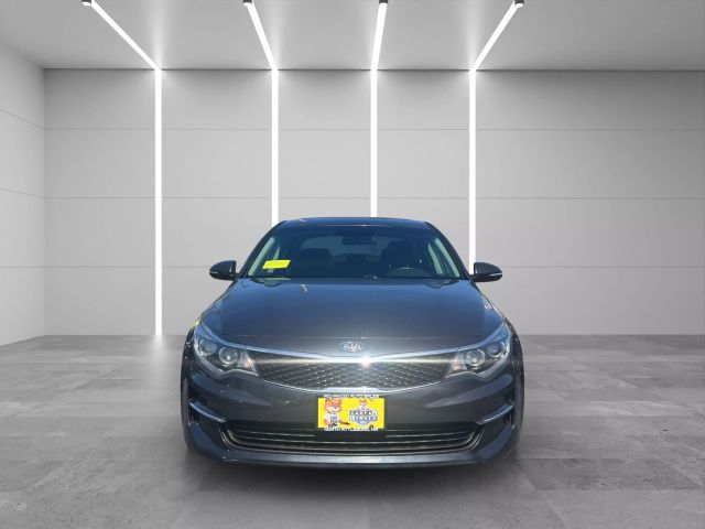 Vehicle image 4 of 25