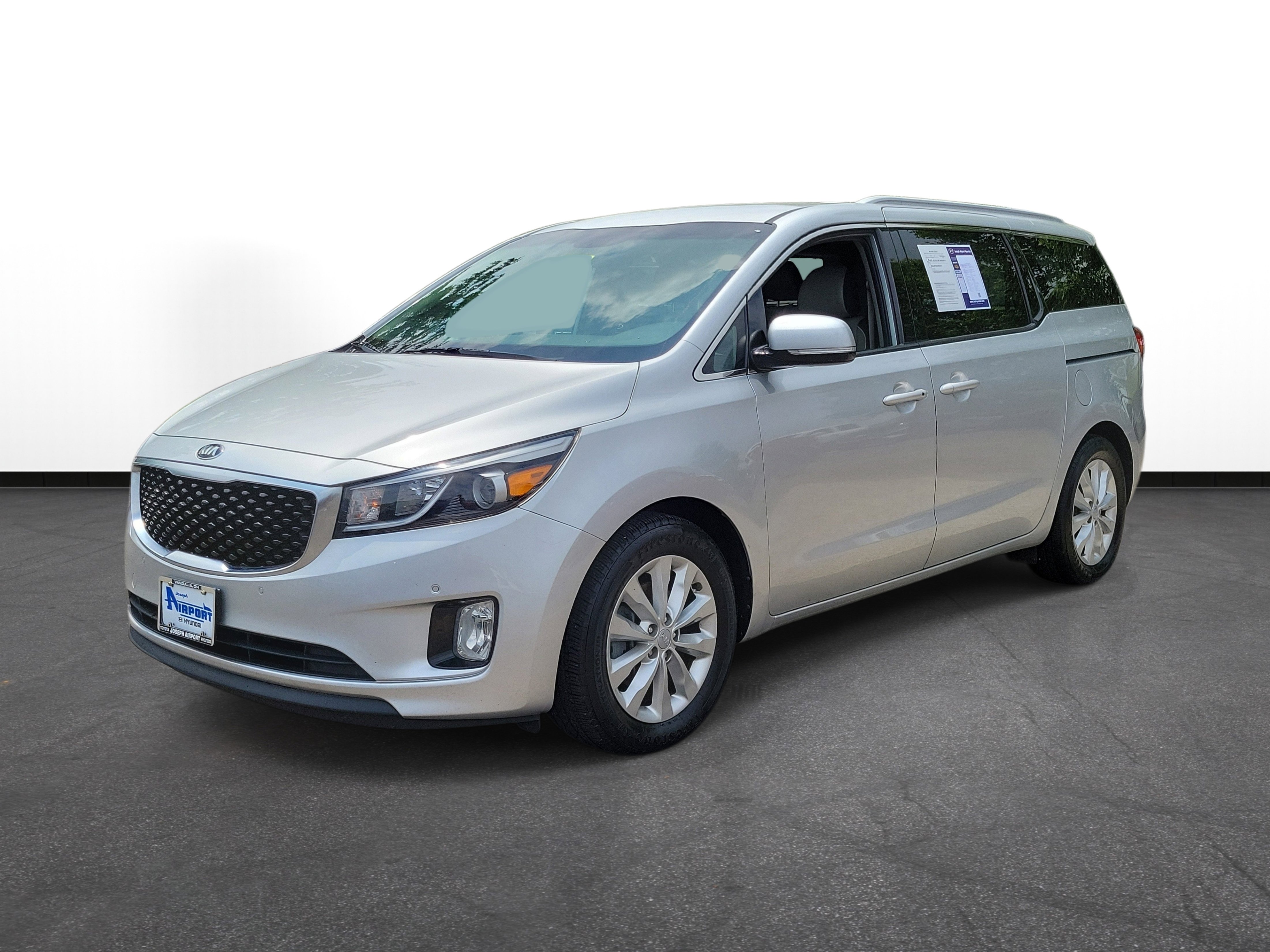 2017 Kia Sedona EX Image 1 of 30