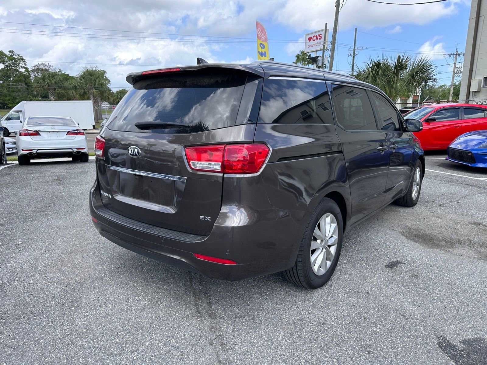 Vehicle image 5 of 21