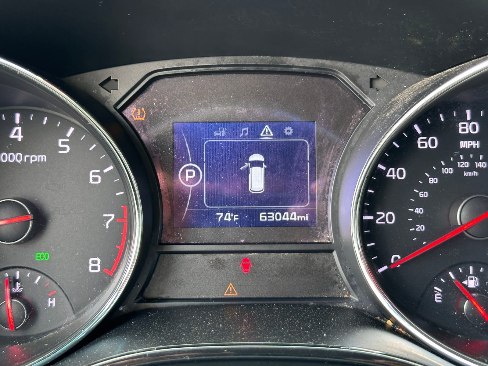 Vehicle image 14 of 21