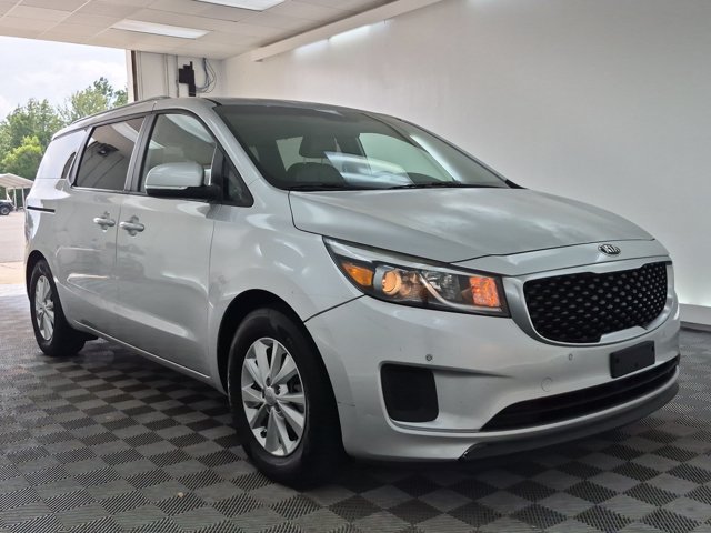 2017 Kia Sedona LX Image 1 of 29