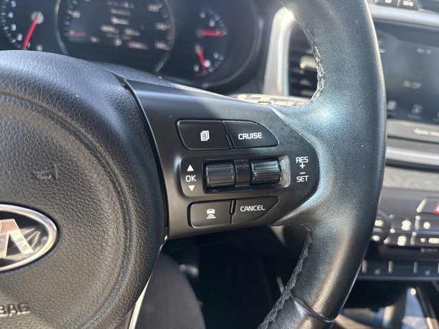 Vehicle image 23 of 30