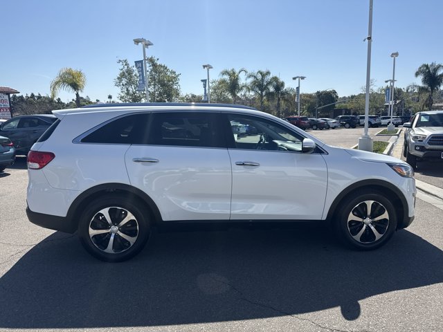 Vehicle image 7 of 30