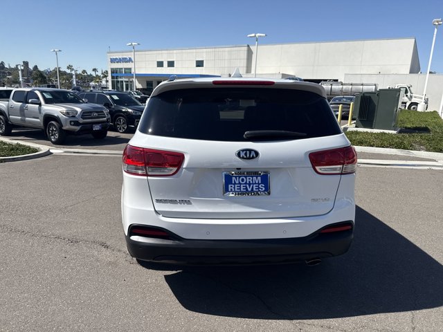 Vehicle image 5 of 30