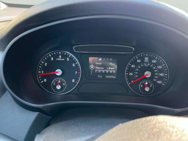 Vehicle image 18 of 37