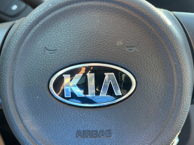 Vehicle image 36 of 37