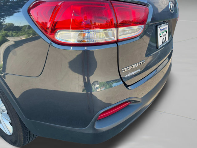 Vehicle image 34 of 37