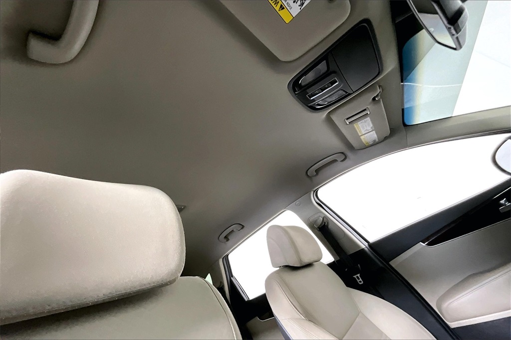 Vehicle image 33 of 33