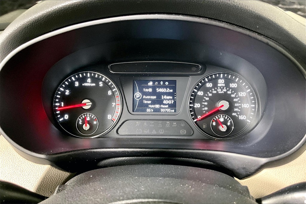 Vehicle image 20 of 33