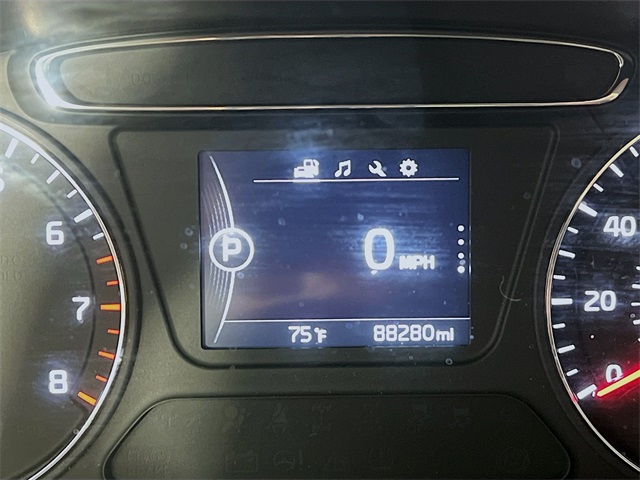 Vehicle image 22 of 36