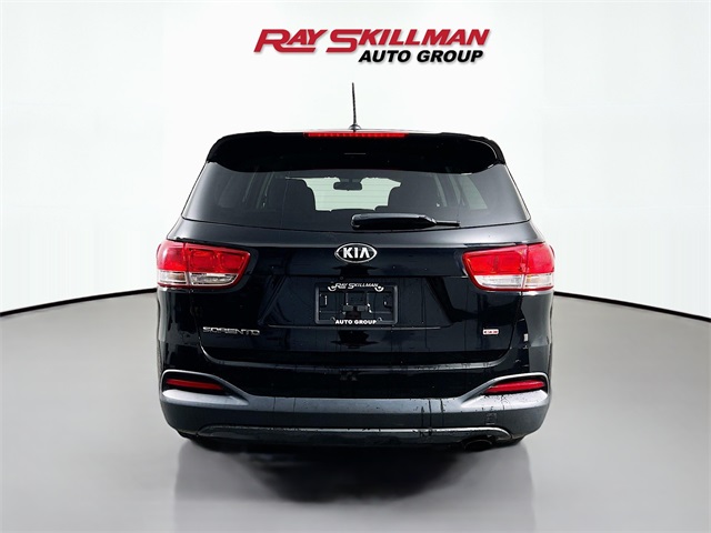 Vehicle image 6 of 36