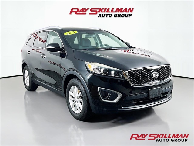 Vehicle image 3 of 36