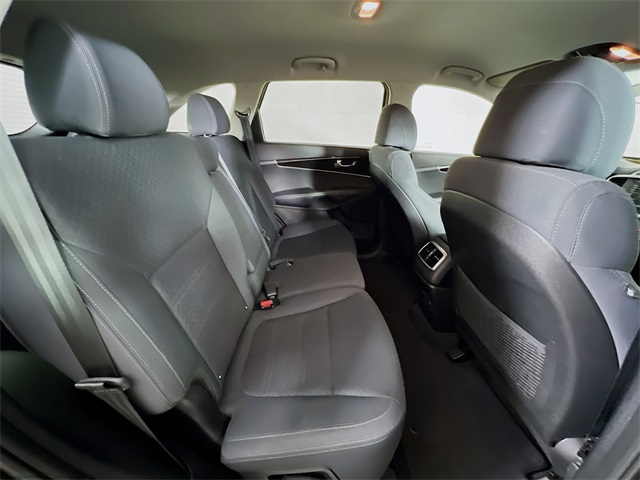 Vehicle image 14 of 36