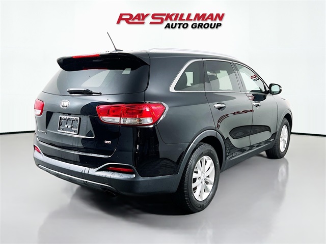 Vehicle image 5 of 36