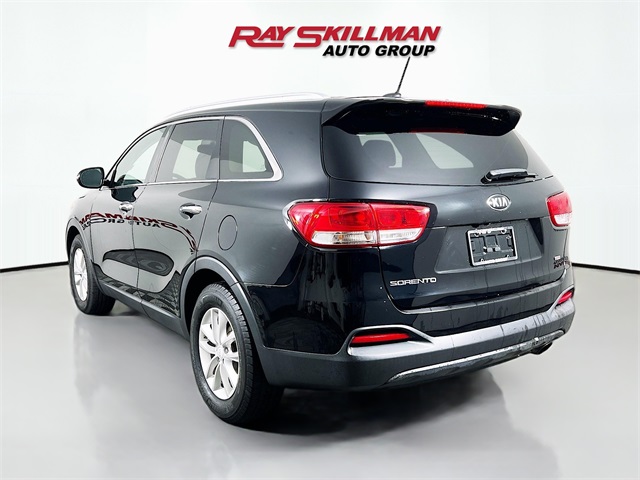 Vehicle image 7 of 36