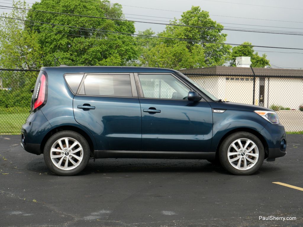 Vehicle image 5 of 42