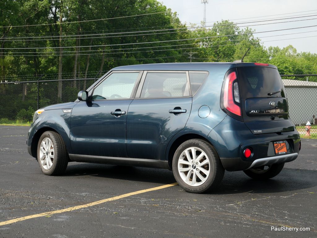 Vehicle image 8 of 42