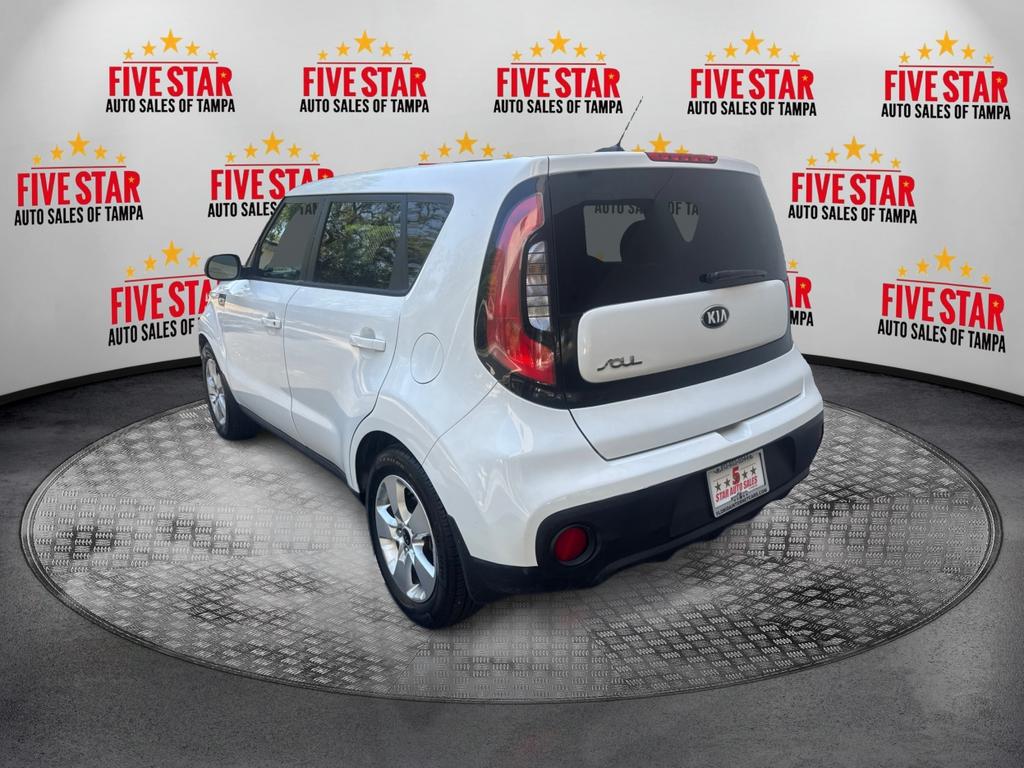 Vehicle image 6 of 21