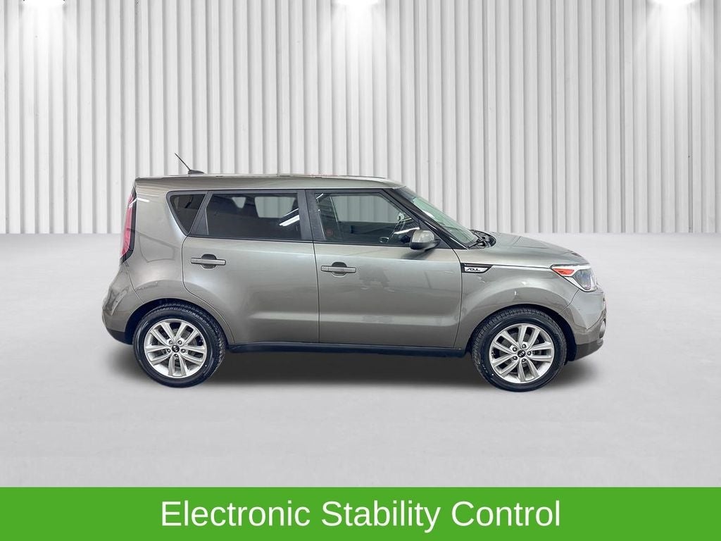 Vehicle image 7 of 56