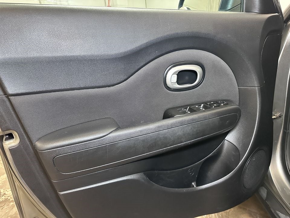 Vehicle image 29 of 56
