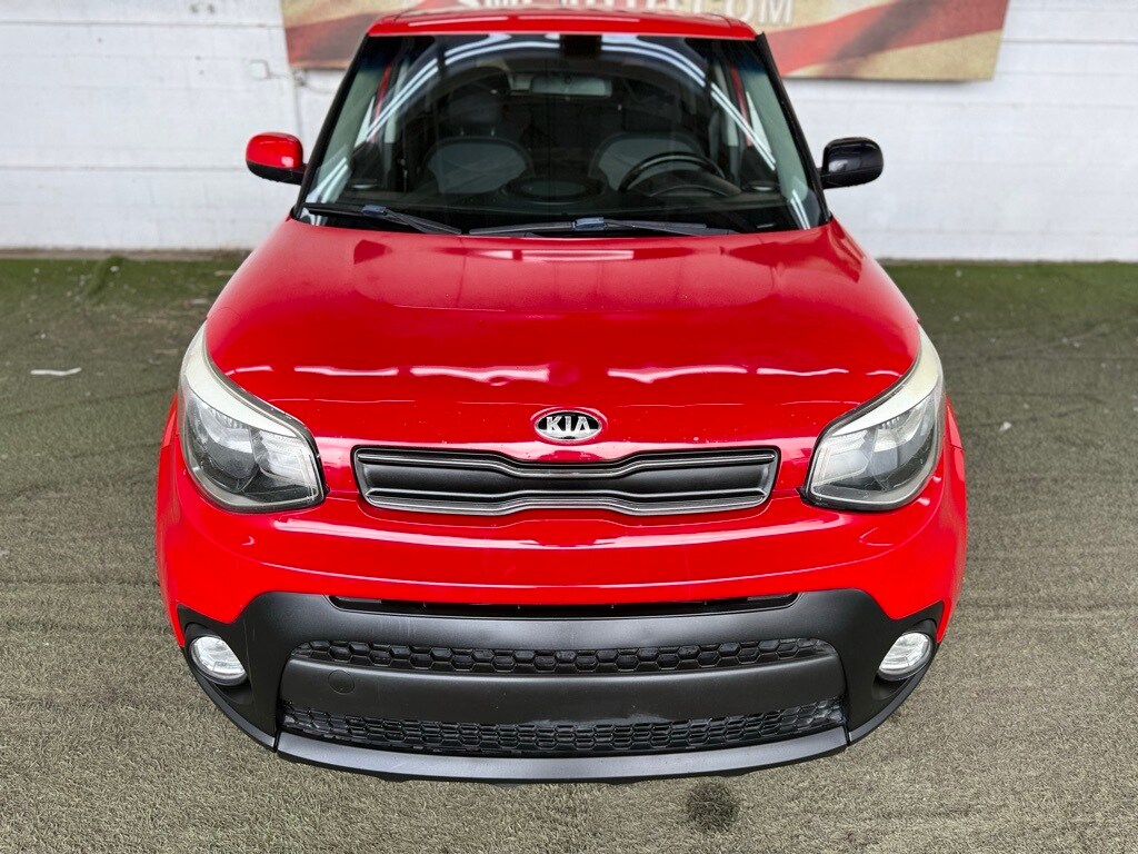 Vehicle image 5 of 42