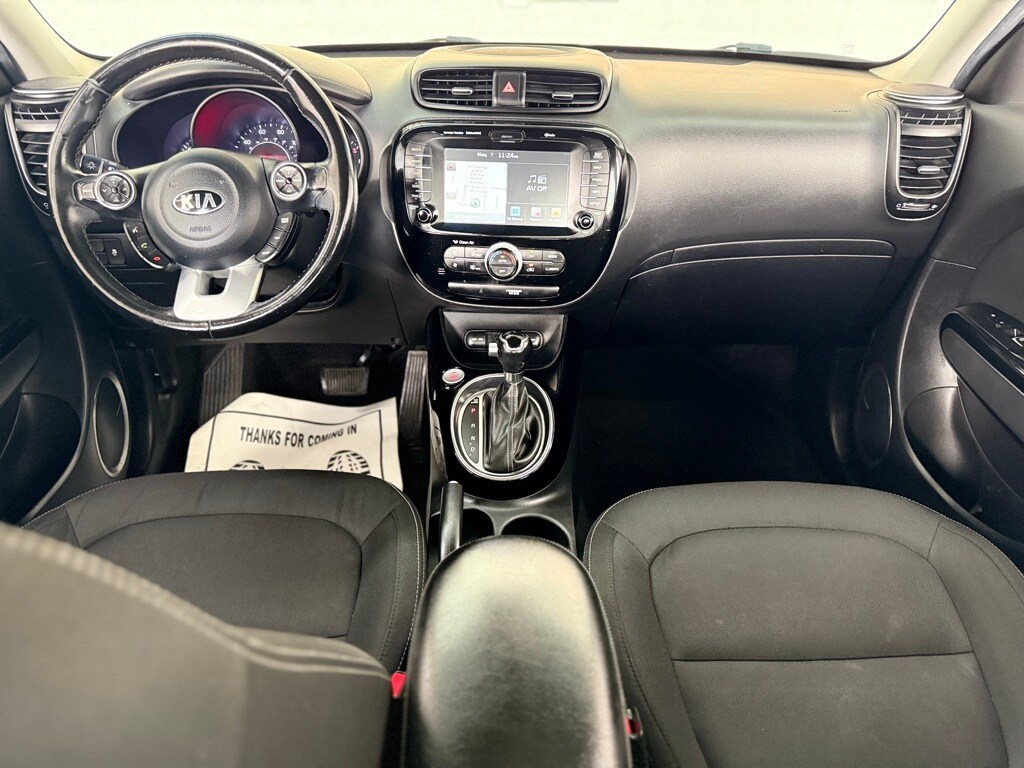 Vehicle image 36 of 42