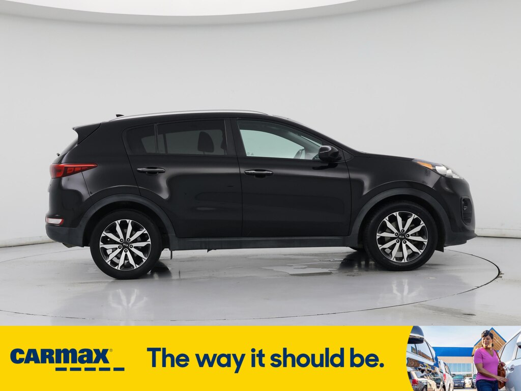 Vehicle image 4 of 27