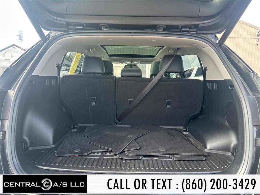 Vehicle image 12 of 20