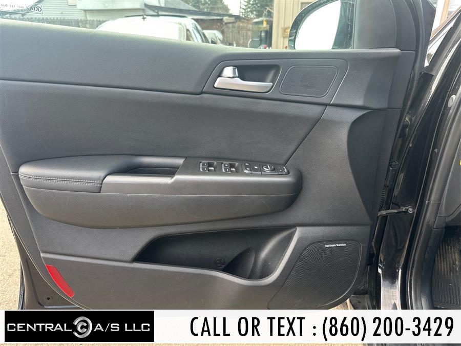 Vehicle image 19 of 20
