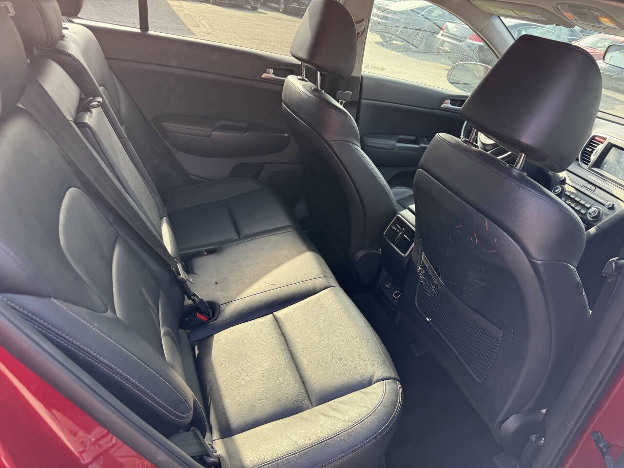 Vehicle image 16 of 24