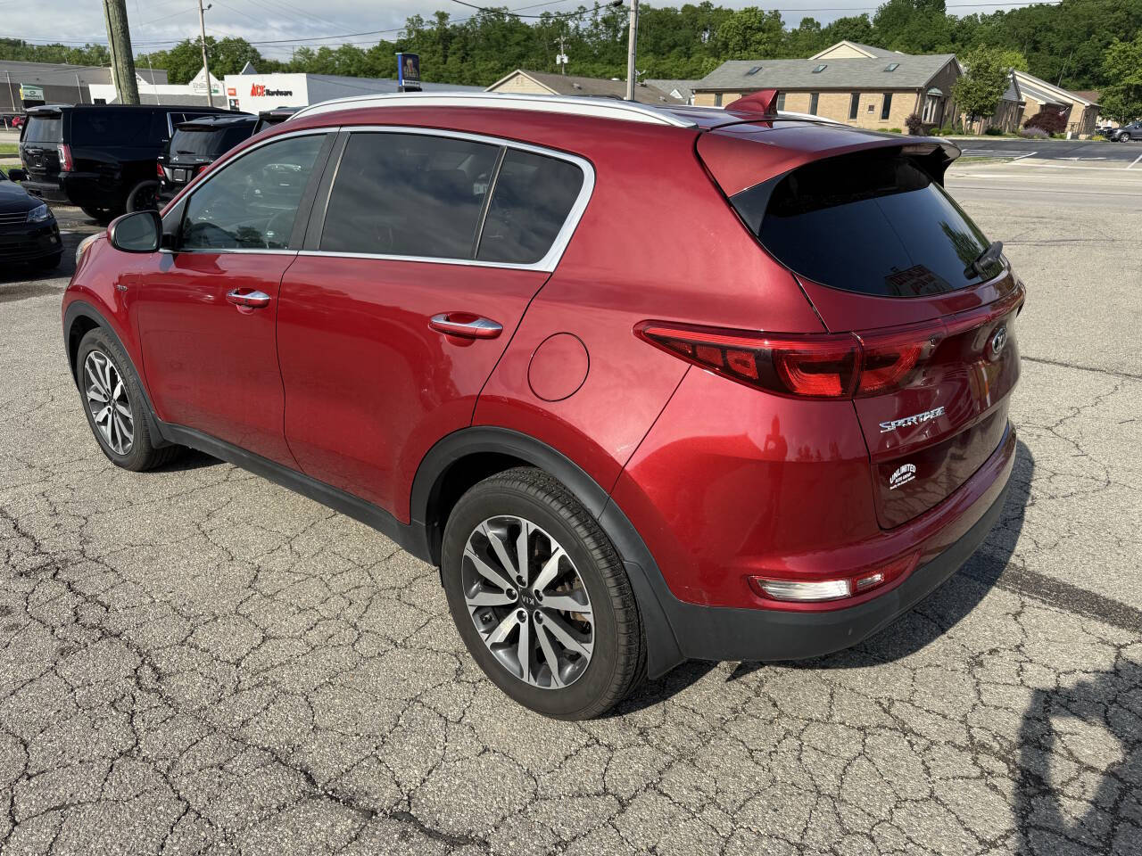 Vehicle image 10 of 24