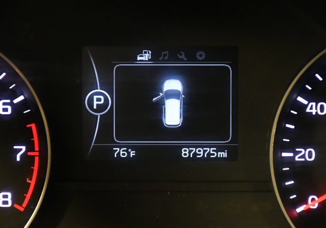 Vehicle image 10 of 31