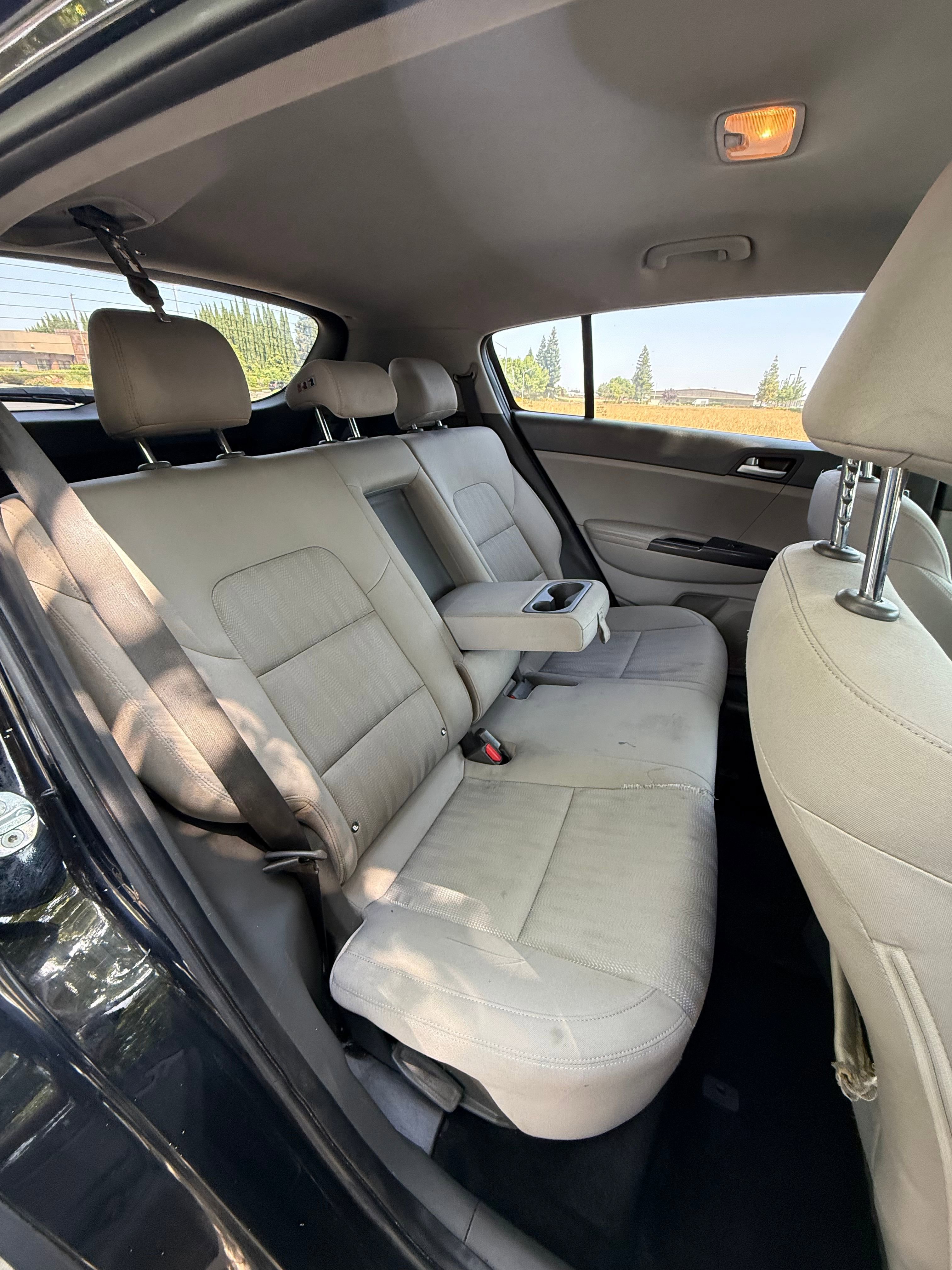 Vehicle image 16 of 24