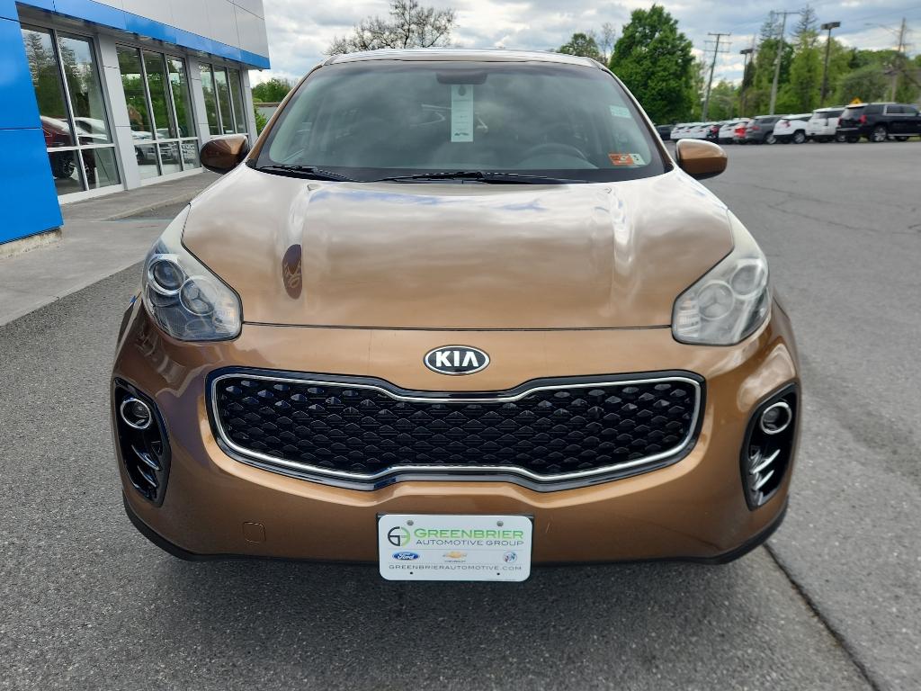 Vehicle image 4 of 17