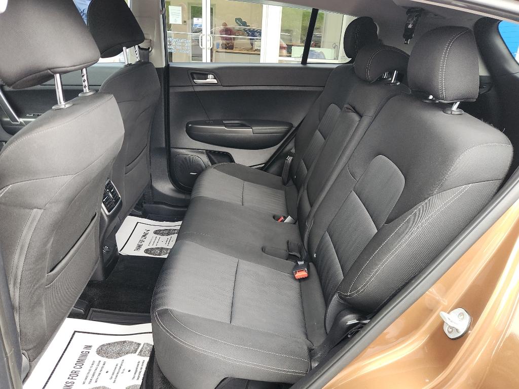 Vehicle image 12 of 17