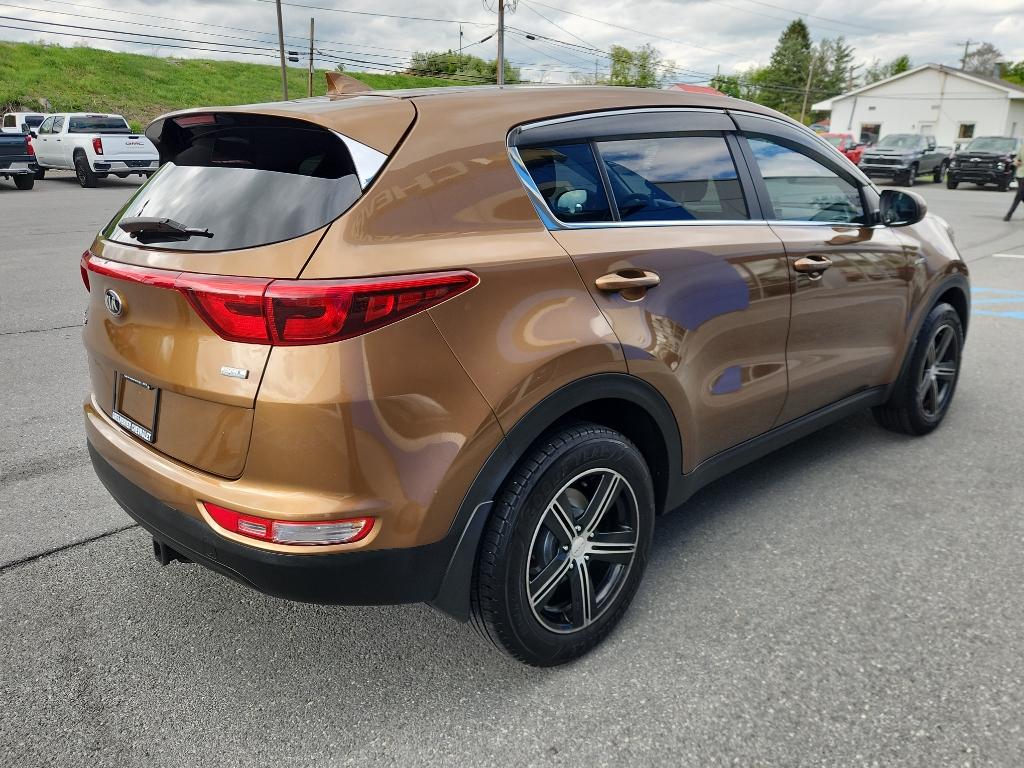 Vehicle image 3 of 17