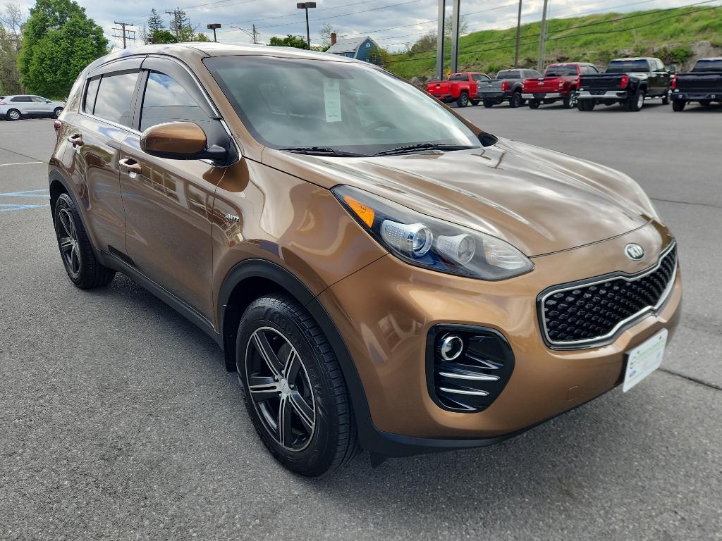 Vehicle image 5 of 17