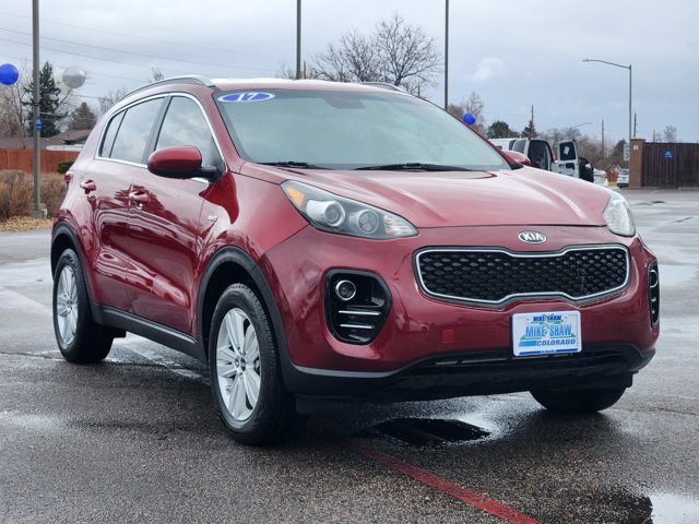 2017 Kia Sportage LX Image 3 of 31
