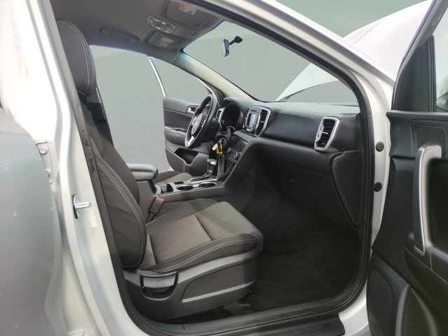 2017 Kia Sportage LX Image 24 of 37