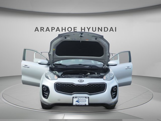 2017 Kia Sportage LX Image 4 of 37