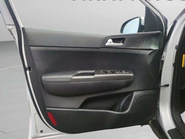 2017 Kia Sportage LX Image 34 of 37