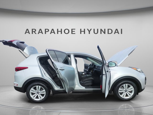 2017 Kia Sportage LX Image 9 of 37