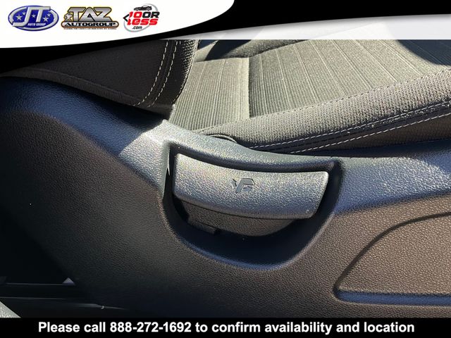 Vehicle image 16 of 22
