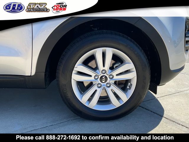 Vehicle image 10 of 22